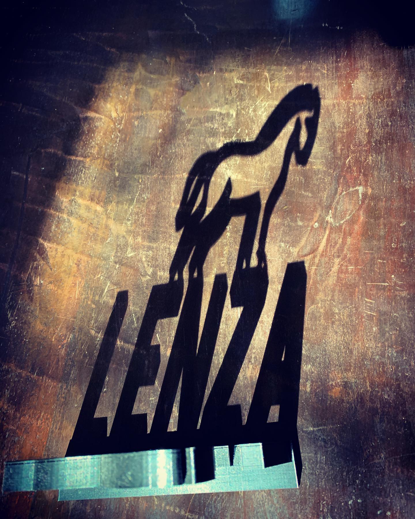 Insegna Lenza con il cavallo